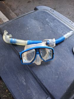 !! Swimming Goggles and Snorkel