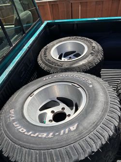 15x10 deep dish American Racing AR08 Lug Pattern 5x5.5