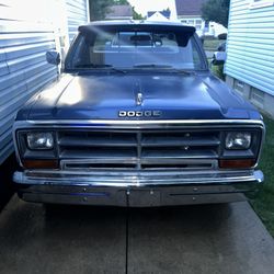 1988 Dodge D150