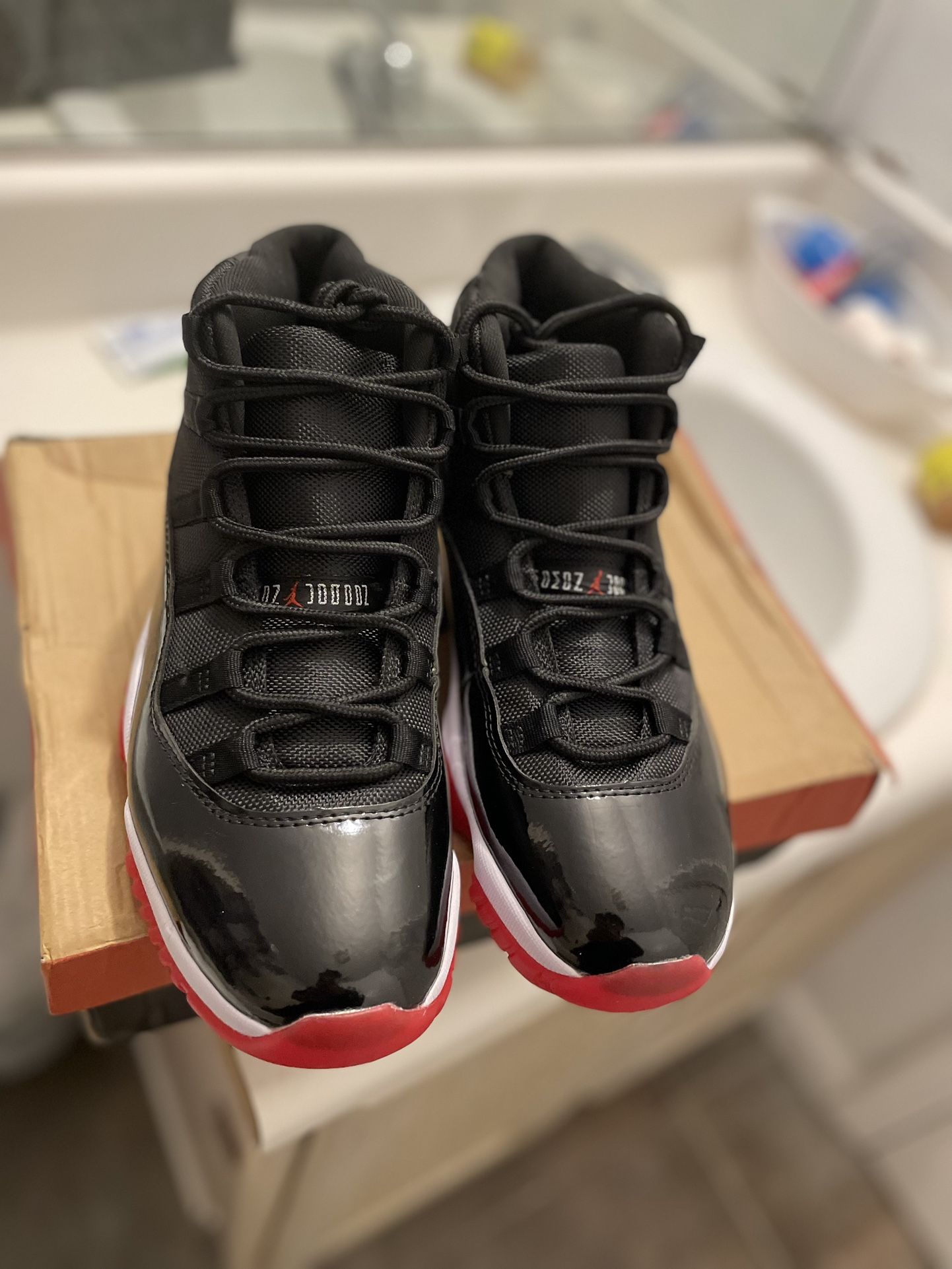 AIR JORDAN RETRO 11 “ BRED” SIZE 8.5 R3PŠ