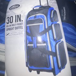 New!! 30” Rolling Duffle Bag. With Many Pockets 