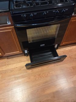 Frigidaire Gallery stove