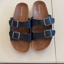 Madden Girl Flip Flops