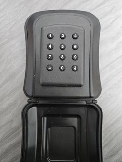Smart Key Storage Lock Box, BLE Electronic Combination Lockbox, Wall-Mount