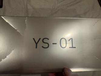 YS-01 Yeezy Slide (white) size 9