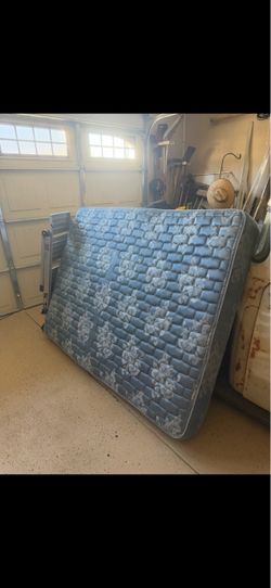 Free queen mattress