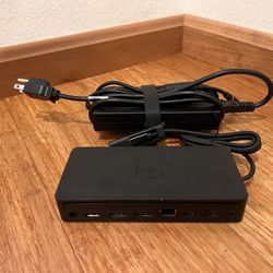 Dell D6000 USB-C Universal Docking Station With Original Dell 130W Power Supply 