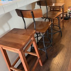Bar Stools 