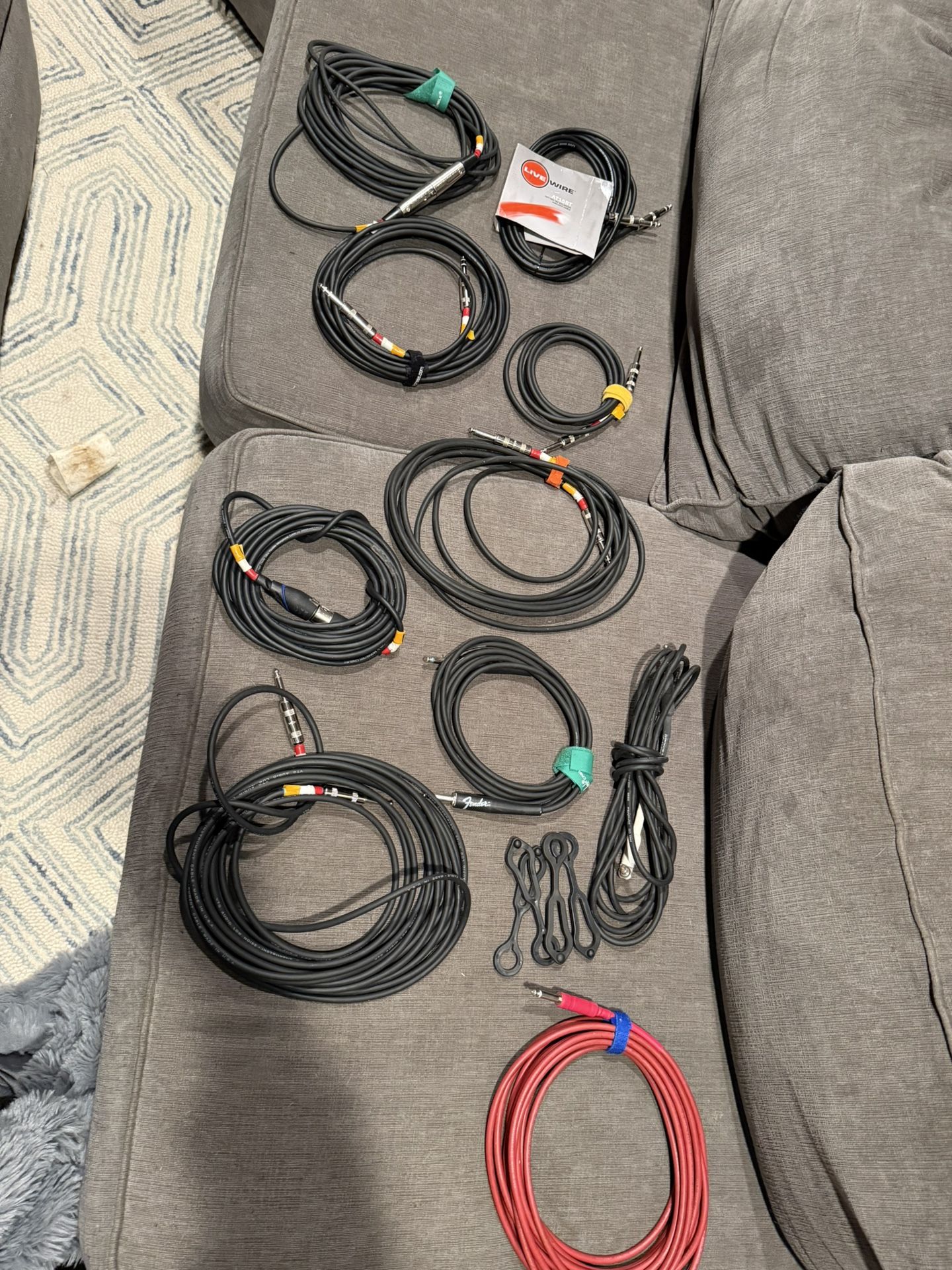 Set Of 13 Instrument Cables 