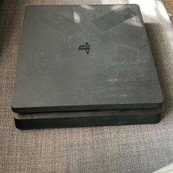 PS4 Slim