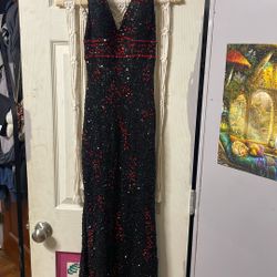 Sherri Hill 