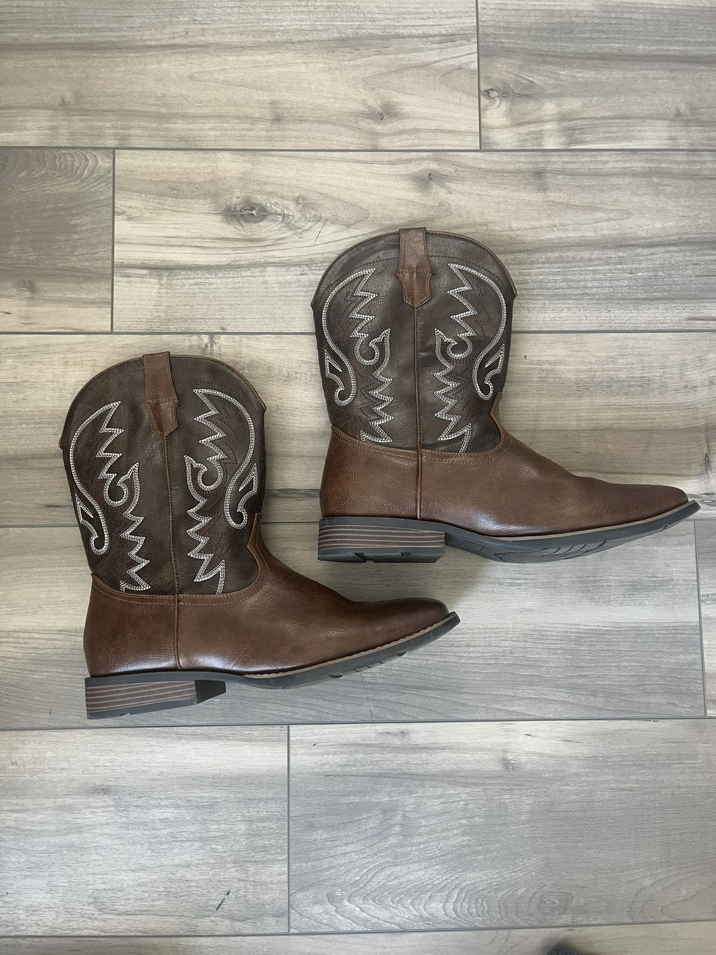 Cowboy Boots Men Western Square Toe Size 12 And Belt