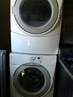 WHIRLPOOL washer dryer GAS