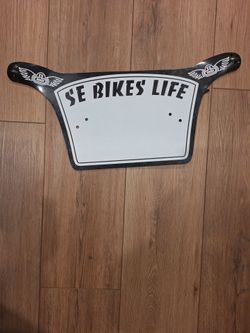 SE bikes life  racing plate