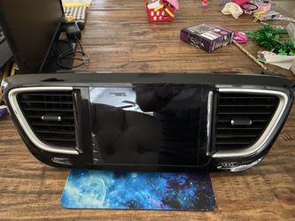 2017 Pacífica Air Vent Bezel- Broken Screen