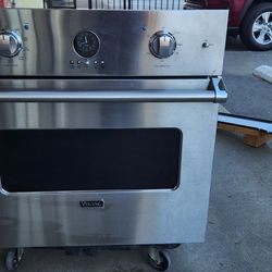 VIKING PROFESSIONAL CONVECTION OVEN