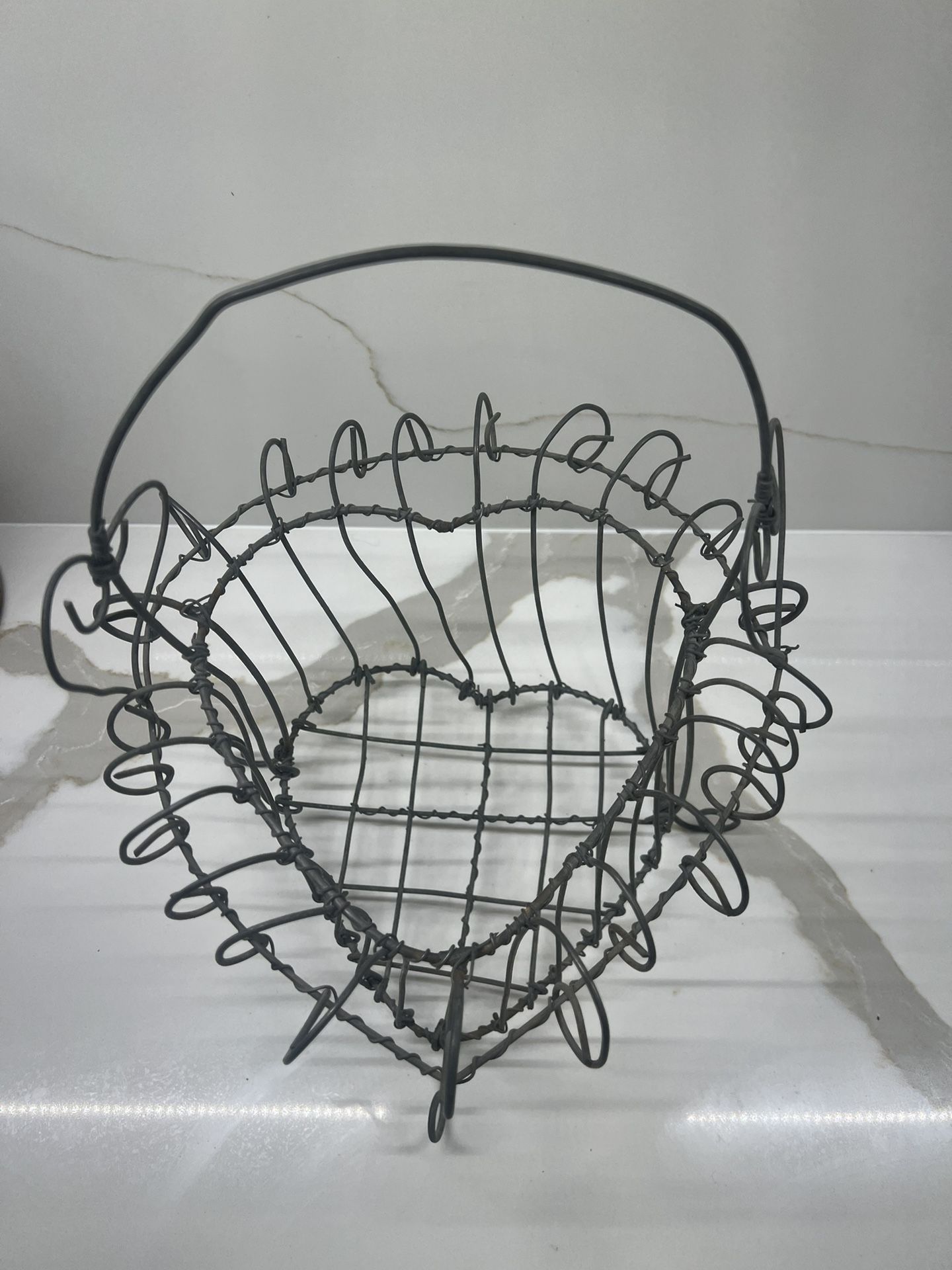 Vintage Wire Heart Shaped Basket Metal Wedding Decor Valentines