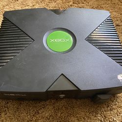 Original Xbox Console + 3 Controllers – Works