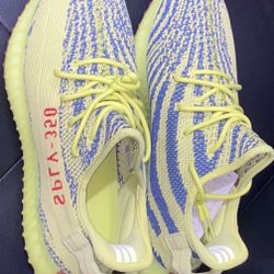 Yeezy 350 V2 Semi Frozen Yellow 