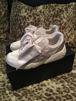 PUMA Women’s FENTY x PUMA Bow Trinomic Sneakers