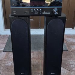 Yamaha Receiver Rx - V579 And 2 Pioneer Speakers