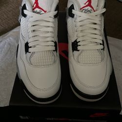 Jordan 4 New White Cements Size 9 With Receipt In Hand From JD Sports 