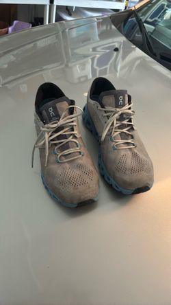 On Cloud shoes size 10