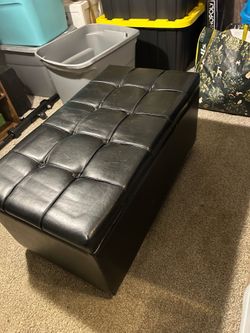 Storage ottoman