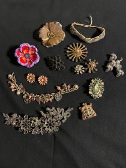 Vintage costume jewelry must be able to pickup