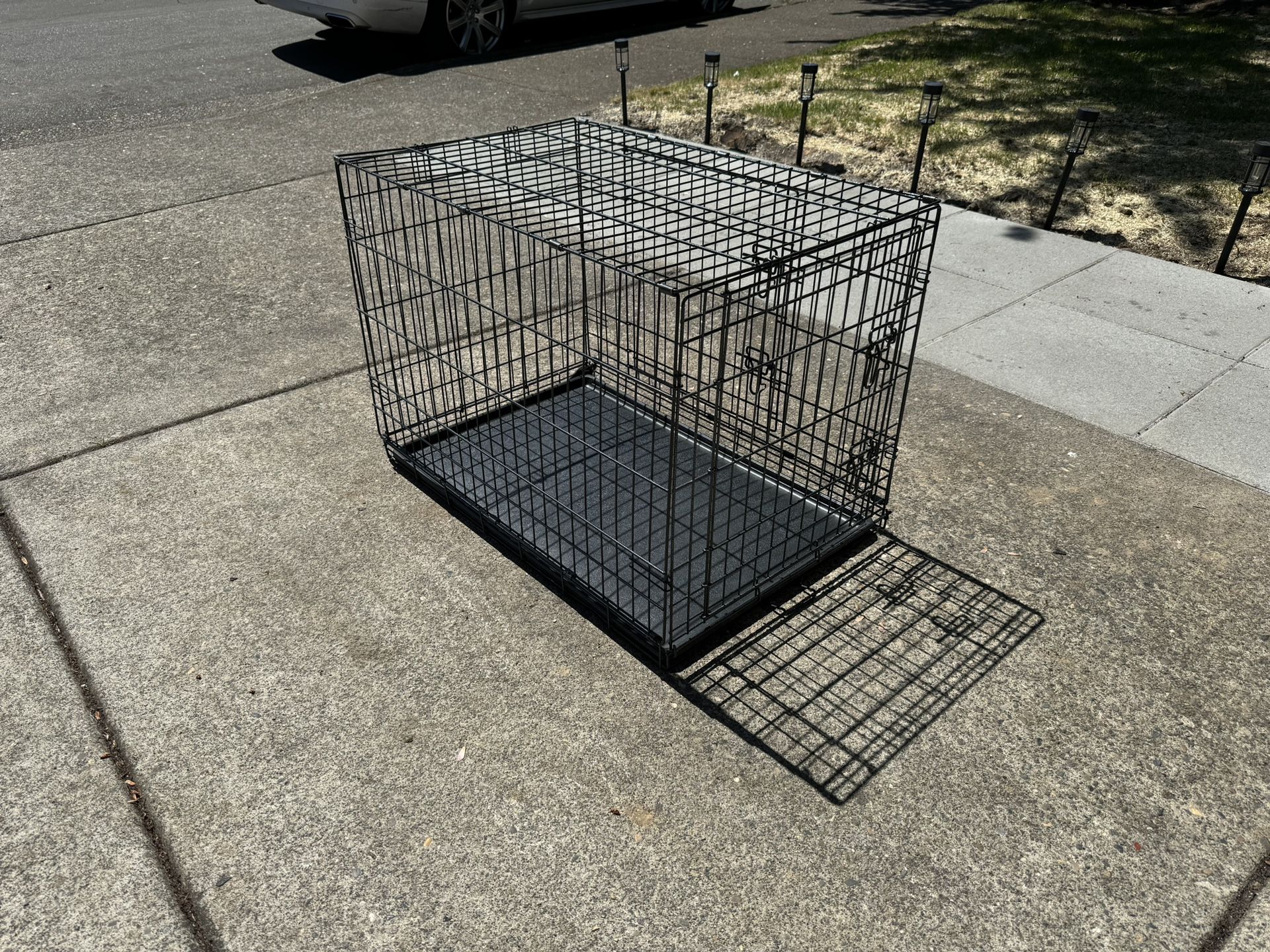 Extra Large XL Metal Folding Dog Crate With Two Doors
