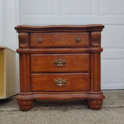 MCM dresser