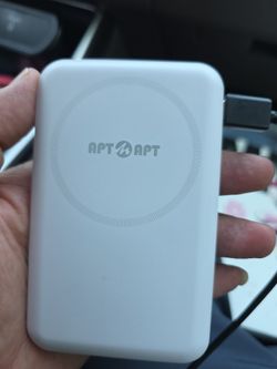 Portable magnetic charger phone/watch