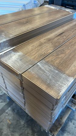 Laminate Flooring 