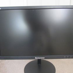 Lenovo Computer Monitor 23" LCD 3024-HC1