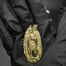 14k 8.9G Religious Pendant