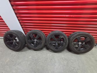 Rims & tire~~ 5 x 120 ~~ 215/55 R17