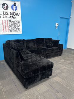 New in Box corduroy Black Sectiomal with Cup Holders $50DOWN