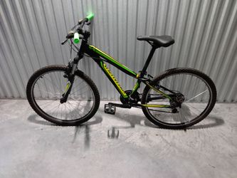 BICYCLE SPECIALIZED 21 SPEED SIZE 26 BRAND NEW