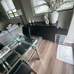 Lovely Glass Table With Extension 