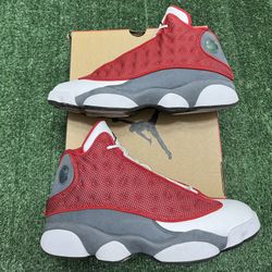 Jordan Red Flint 13s size 9.5 VNDS