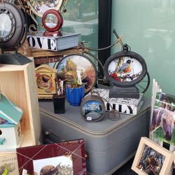 Murkwood And ByJerrilyn Offering Beautiful Designs, Art And Carnivorous Plants At Anacortes!