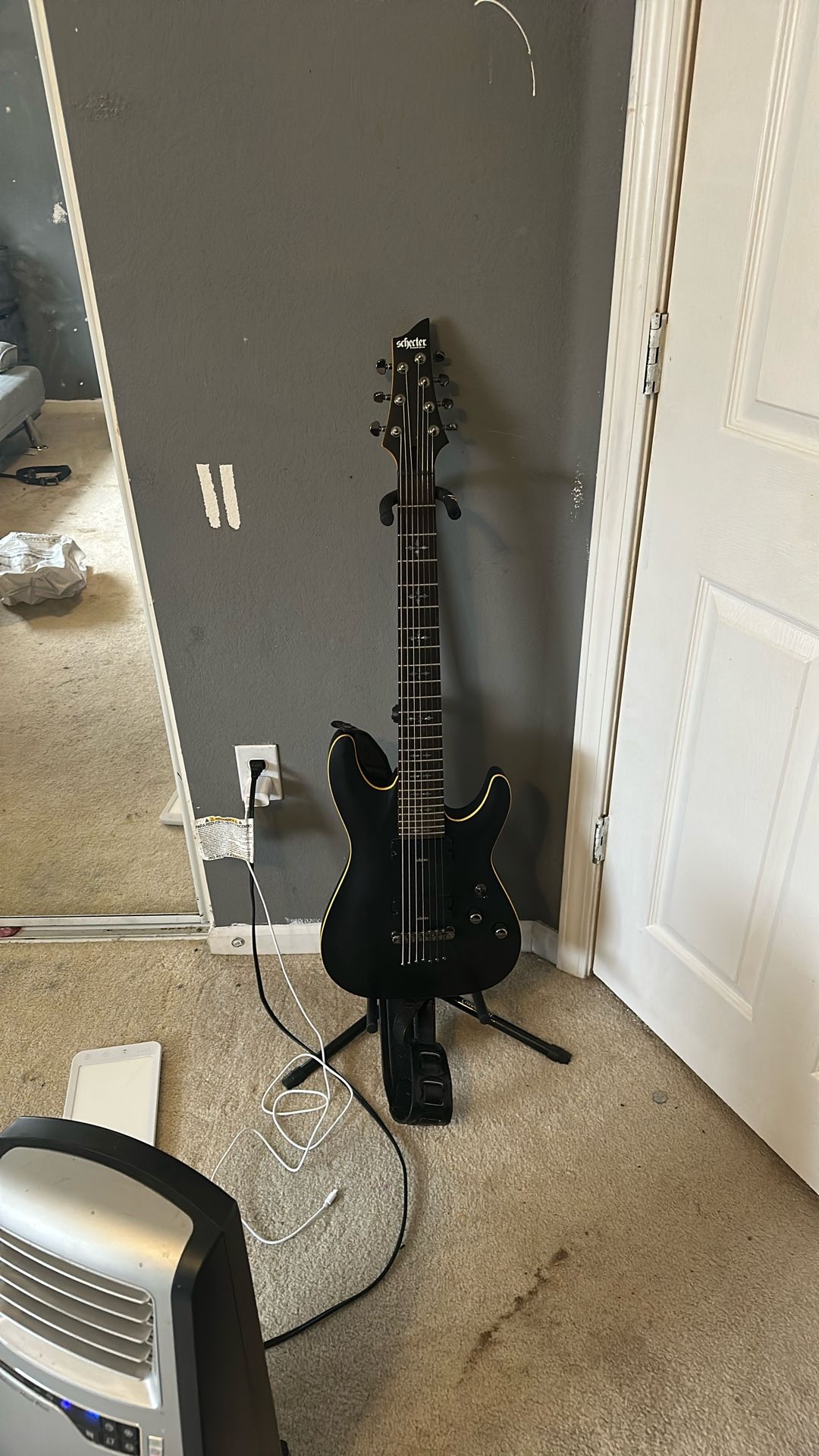 Used Schecter Guitar Research DIAMOND SERIES 7 STRING Black Solid Body Electric Guitar