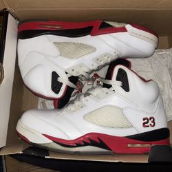 Jordan 5 Fire Red Black Tongue (2013) (Used)