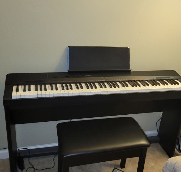 Casio PX160 Privia Digital Keyboard, Black