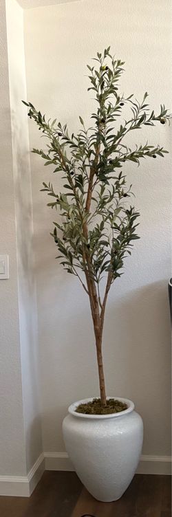 Faux olive tree