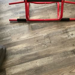 Pull Up Bar 