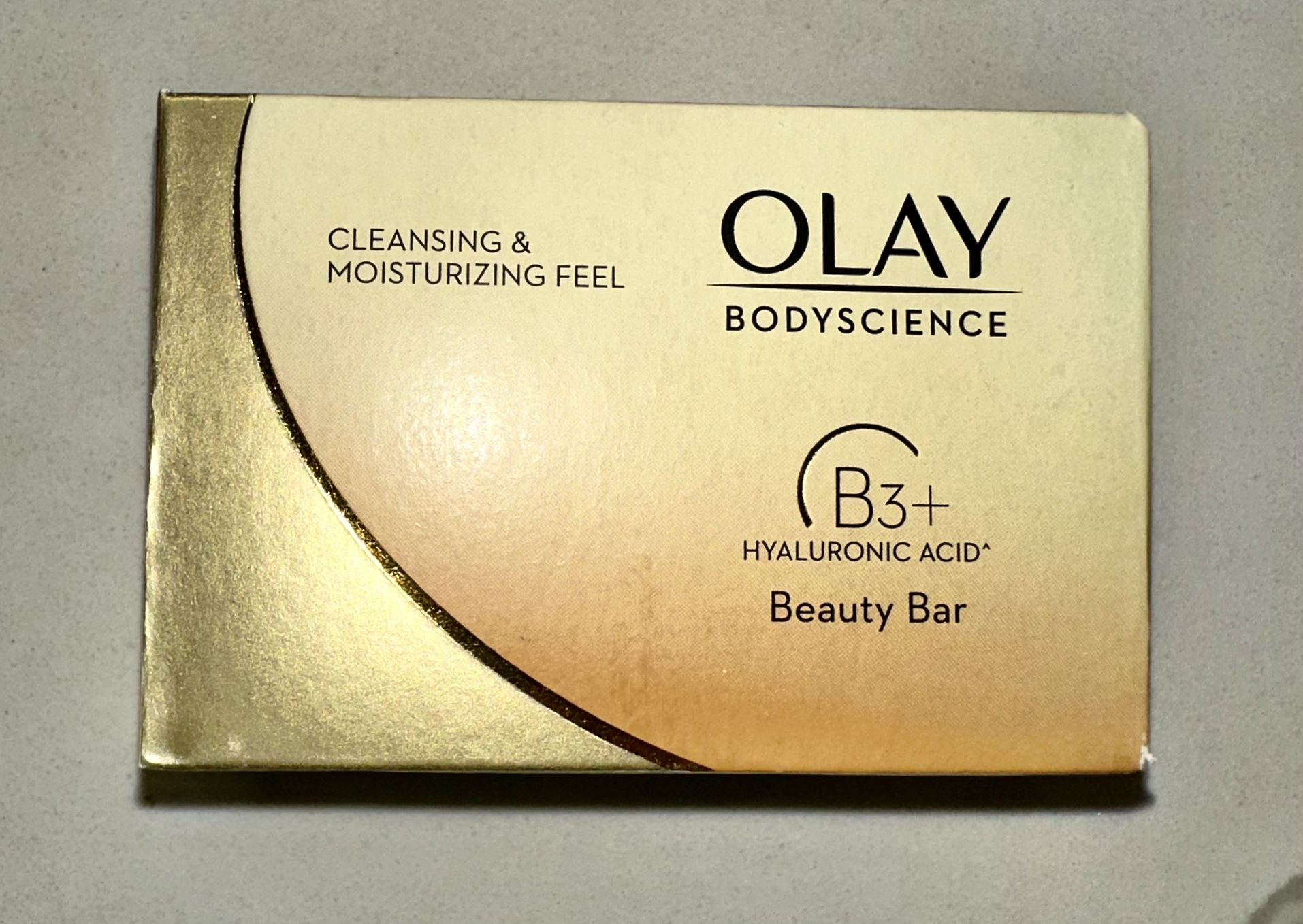 Olay Cleansing & Moisturizing Feel Beauty Bar B3 Niacinamide + Hyaluronic Acid
