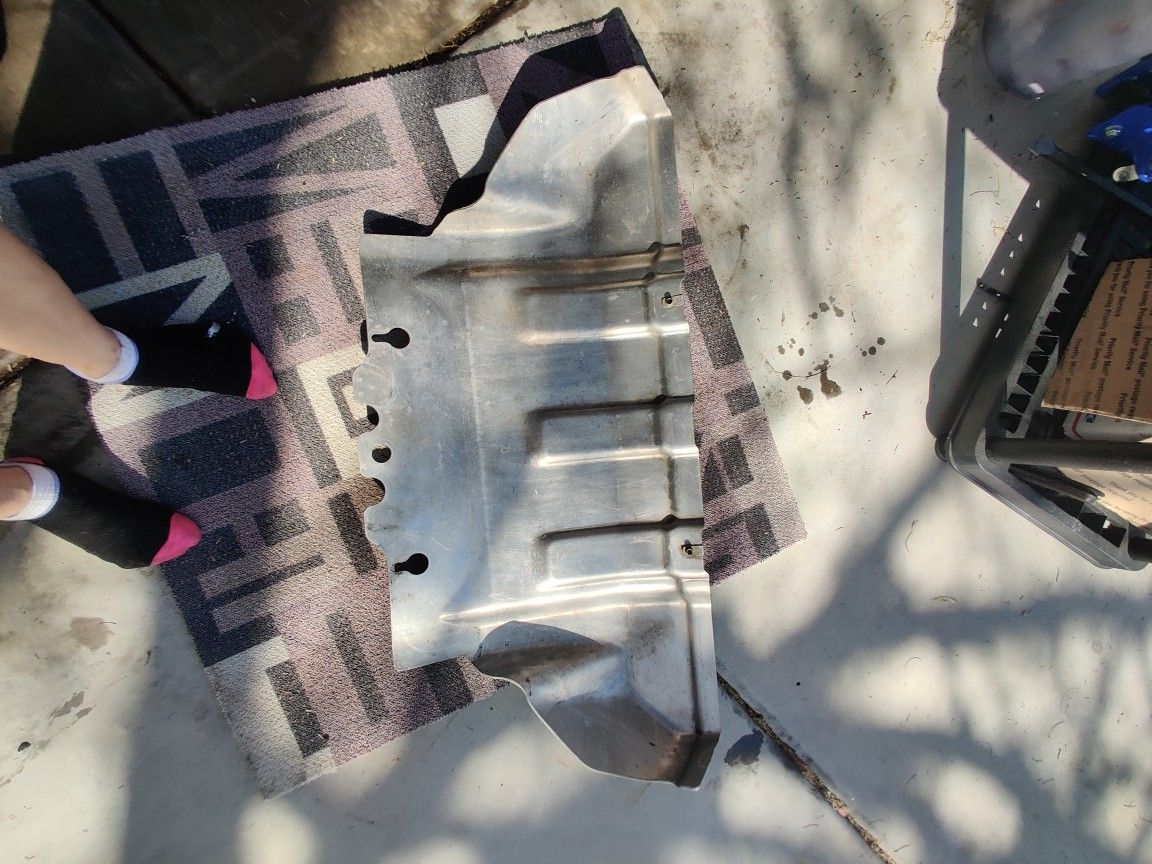 Skid Plate 08 Hummer H3 for Sale in Buckeye, AZ OfferUp