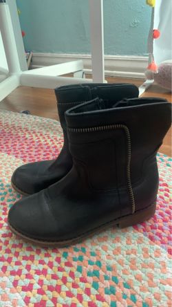 Girls Stevie’s boots size 1