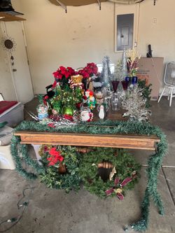 Miscellaneous Christmas items